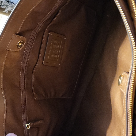 Coach Purse - Picture 4 of 5